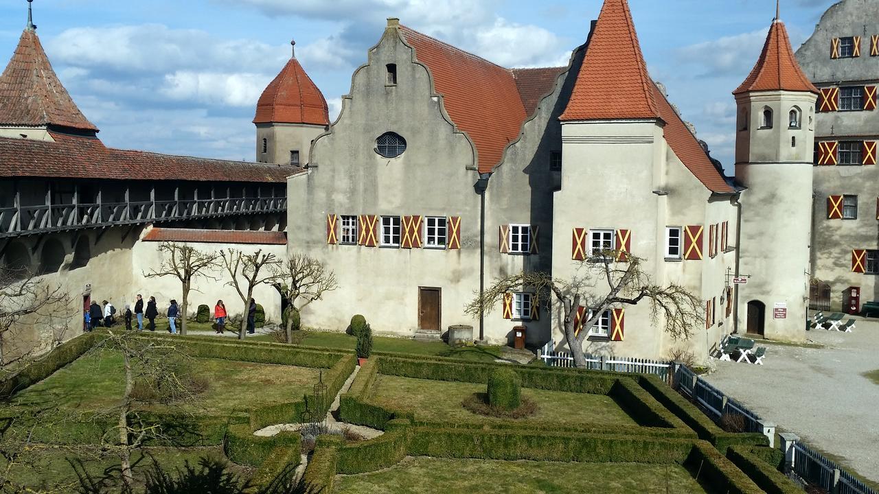 Schlosshotel Harburg Harburg  Exterior foto